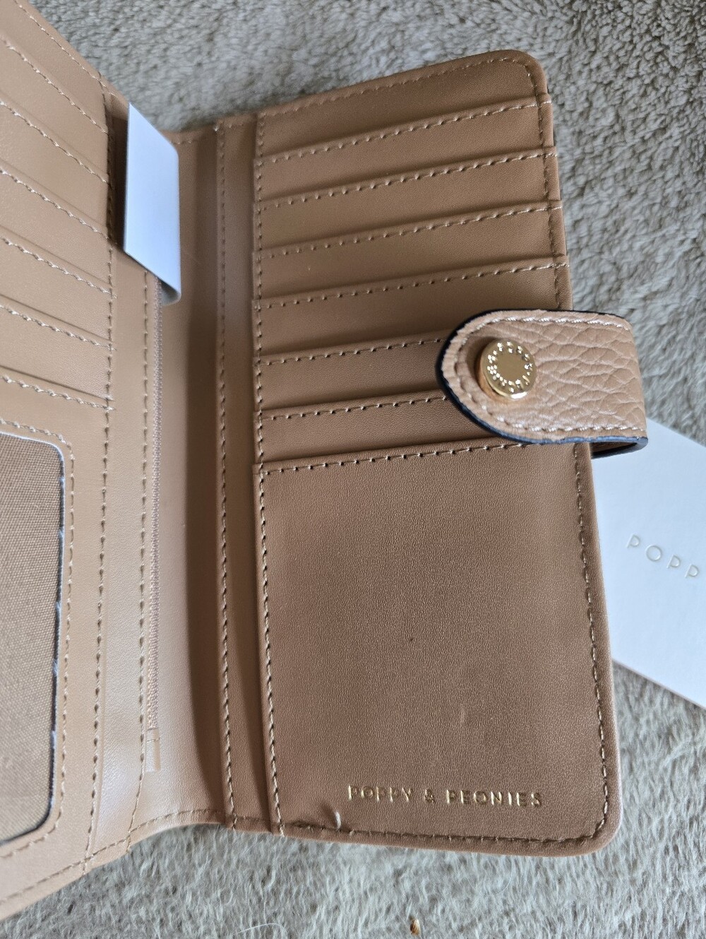 Poppy & Peonies Go Anywhere Wallet Mocha Mousse - Picture 6 of 11